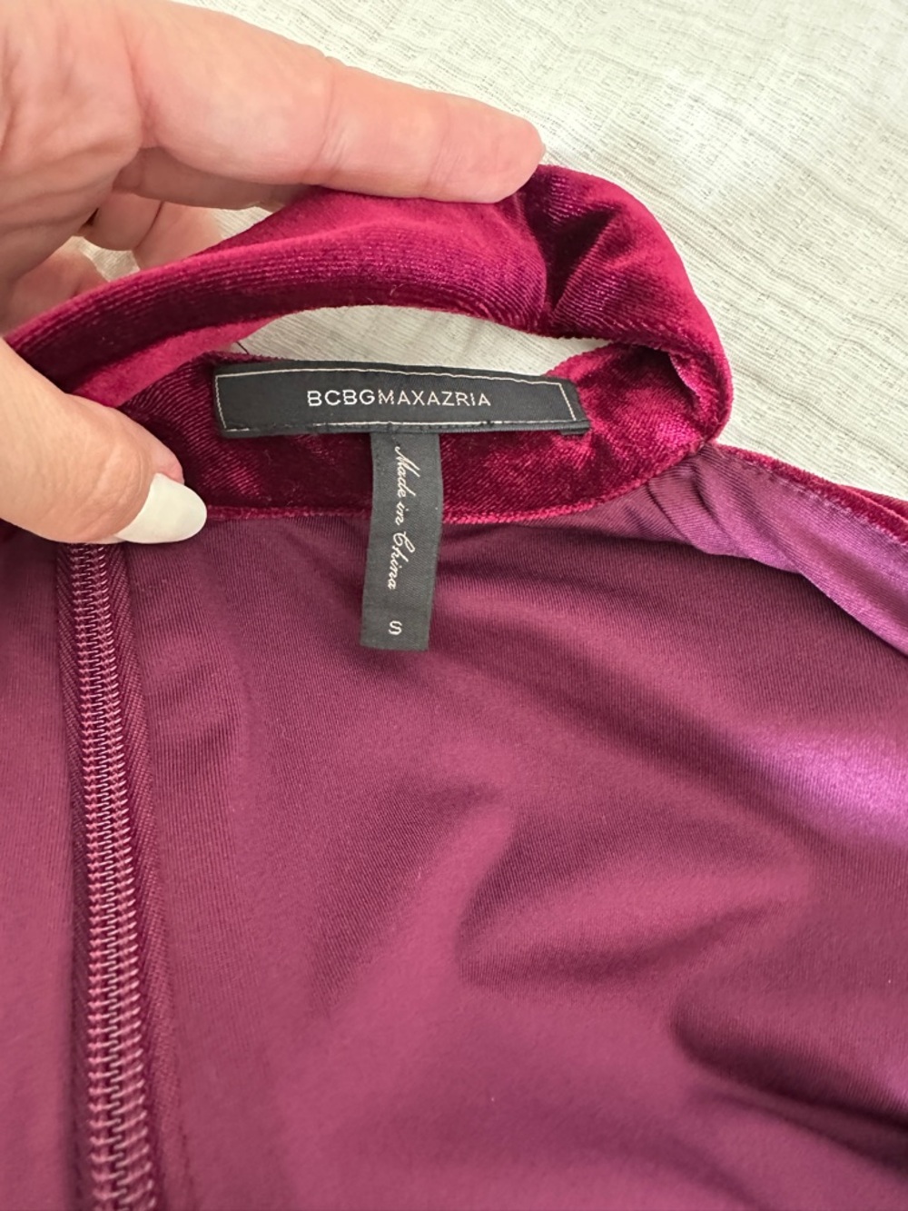 BCBGMaxAzria Burgundy Velvet V-Neck Midi Dress - Picture 5 of 6